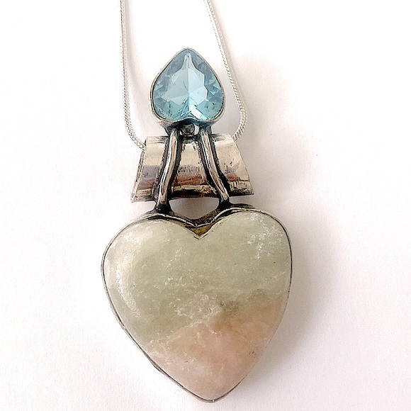 2 inch,Aqua Seraphinite and Blue Topaz 925 marked pendant on a silver chain - Picture 1 of 5